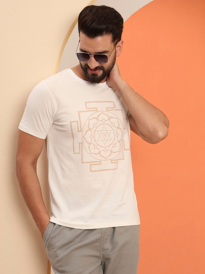 The Baglamukhi Yantra t-shirt