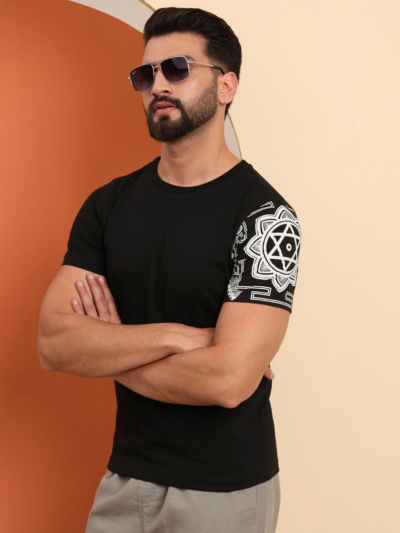 Laxhmi Yantra sleeve printed T-shirt